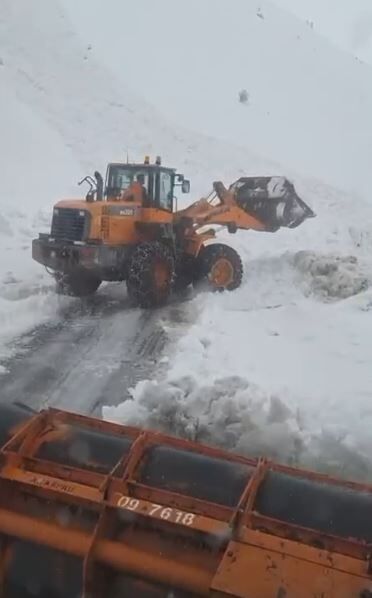 C I G D U S E N K A R A Y O L U N D A Y O L C U O T O B U S U N D E 1213803 360928